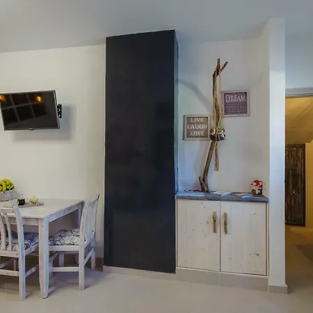 Apartman Marilias Kamári